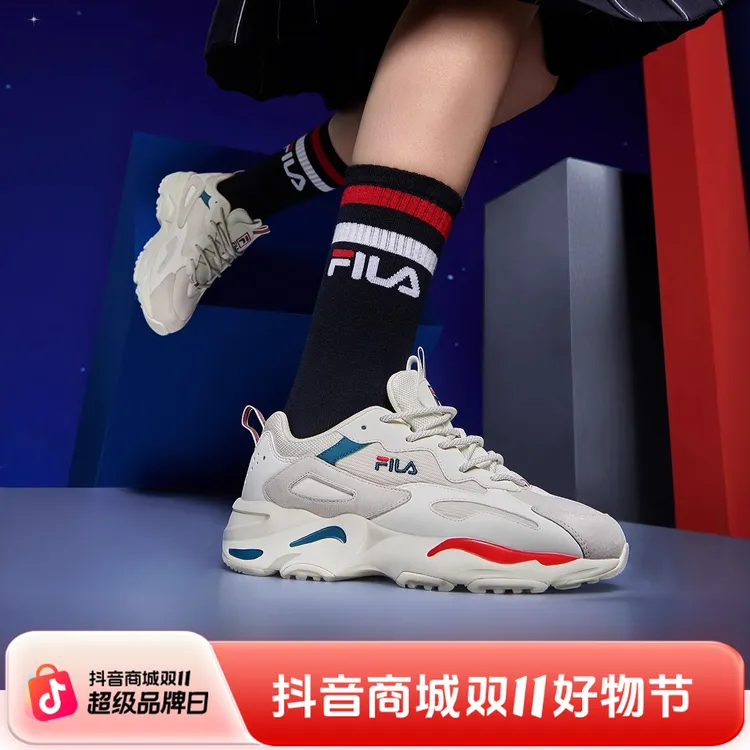 Fila/斐乐猎空春秋复古百搭欧若风时尚轻便运动老爹鞋F12W011109
