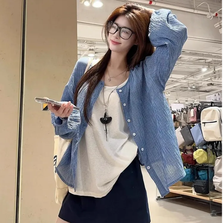 胖mm大码女装2025夏季韩系蓝色格子防晒衬衫高级感宽松慵懒风上衣