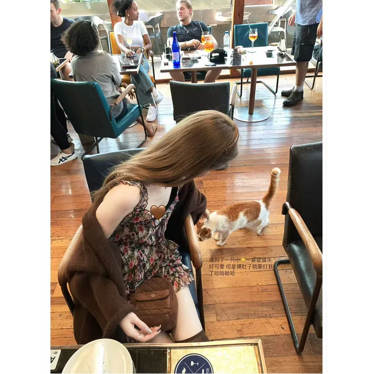 古堡玫瑰絮复古碎花吊带连衣裙女早秋度假风韩系气质短裙开衫外套