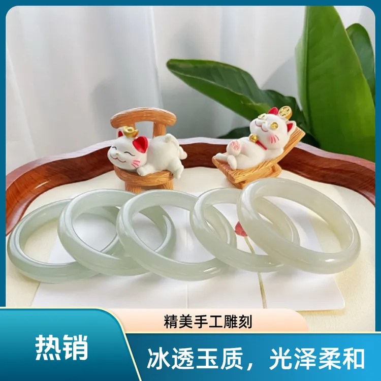 东陵玉手镯【多样性发货】女款气质玉镯子冰透浅绿高冰女士少女古风