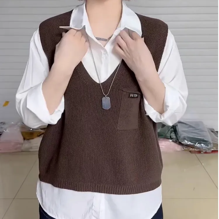 2025春秋短款针织马甲背心女宽松显瘦时尚套头针织衫纯色休闲马甲