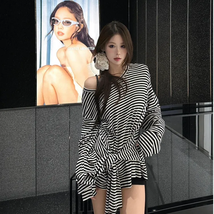 2025早春新款时尚条纹设计感洋气上衣气质显瘦休闲百搭T恤长袖女