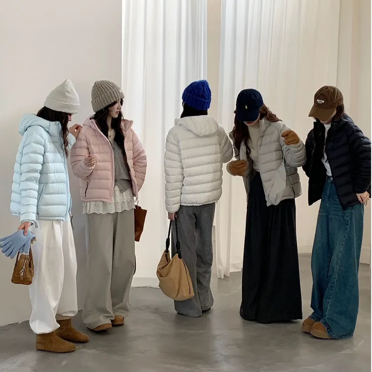 新国标90白鸭绒排骨轻薄连帽羽绒服女2025秋冬新款短款修身显瘦潮