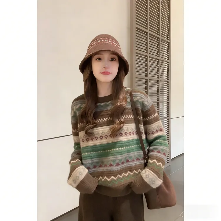 【大码】时尚慵懒感宽松套头衫舒适软糯图形撞色条纹毛衣针织衫Z28
