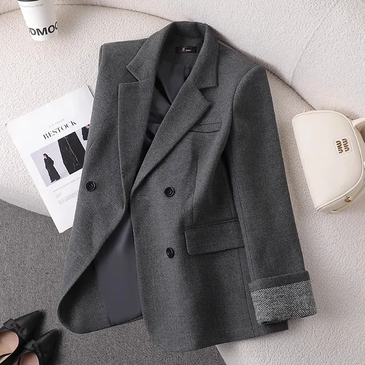 灰色毛呢西装外套女秋季2026新款轻奢高级感时尚休闲宽松西服上衣