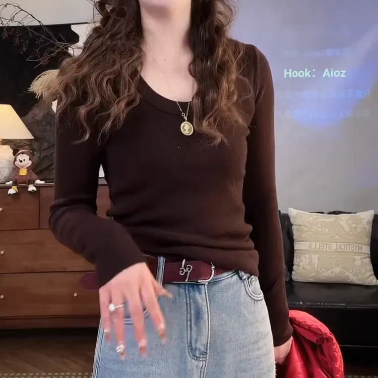 【纯纯欲动】新款大U领修身长袖打底针织衫毛衣LK2509226