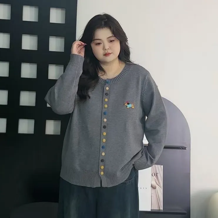 特大码彩色扣针织开衫春新款长袖上衣减龄毛衣外套1656