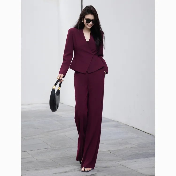 ZEROYK高级感职业小西装套装女早秋时尚简约风通勤工作西服两件套