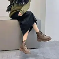 72105  新款时尚厚底舒适时装马丁靴（四季款）