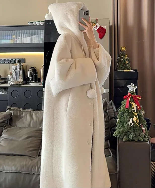 女士秋冬季连衣帽加厚女巫长款外套环保毛绒大衣显瘦时尚外套新款