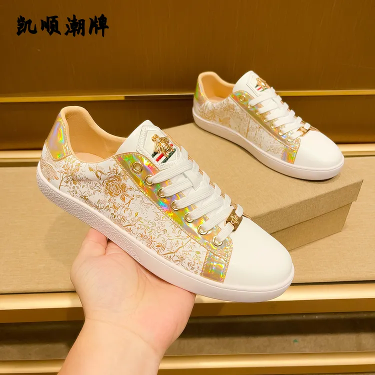 欧货奢侈品酷奇小蜜蜂男鞋小白鞋男士透气潮流轻奢印花休闲板鞋