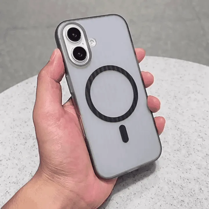 大孔镜磨砂高端磁吸Magsafe充电适用iPhone16pro手机壳16pr