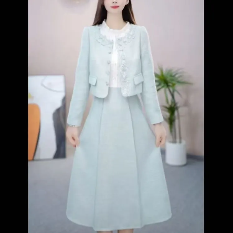 [依橙服饰]X212#两件套新款2025参加婚礼气质收腰显瘦连衣裙