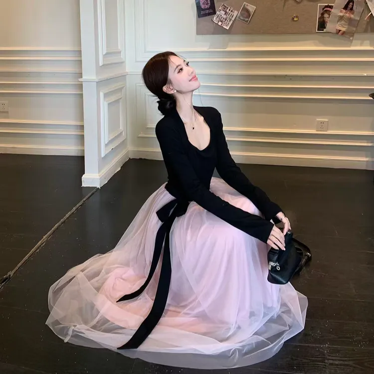 坏女人拥有一切秋季长袖连衣裙女冬磨毛气质坎肩撞色拼接纱裙长裙