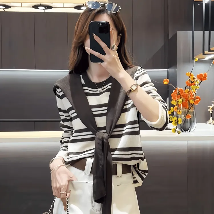 秋装新款慵懒风带披肩条纹针织衫时尚宽松长袖两件套打底毛衣上衣