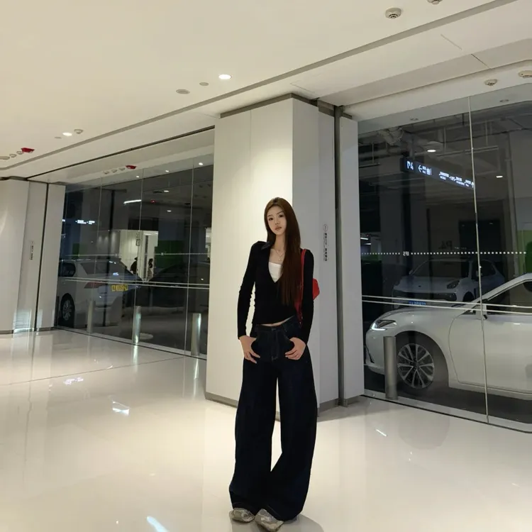 2025早秋新款时尚套装气质显瘦洋气休闲百搭性感辣妹上衣宽松长裤
