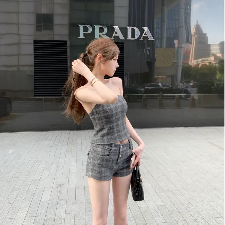小香风抹胸小背心女2025新款裹胸无肩带辣妹性感短款上衣时尚短裤
