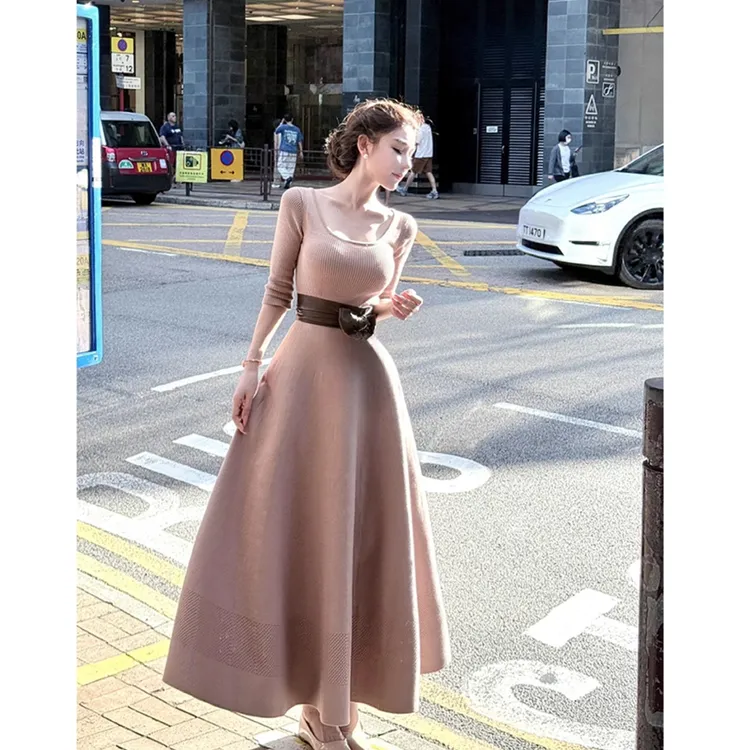 【蹦蹦】大码女装秋冬温柔长裙精致绝美打底粉色修身连衣裙13980