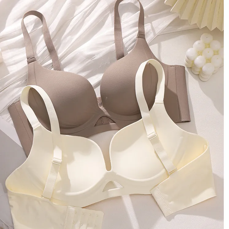 新款小胸聚拢显大内衣女夏季无痕塑形内衣文胸平胸内衣