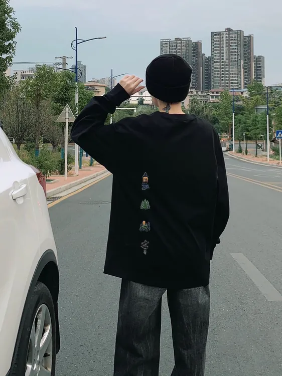 纯棉重磅美式小众设计印花黑色长袖T恤男秋冬潮流宽松打底上衣服