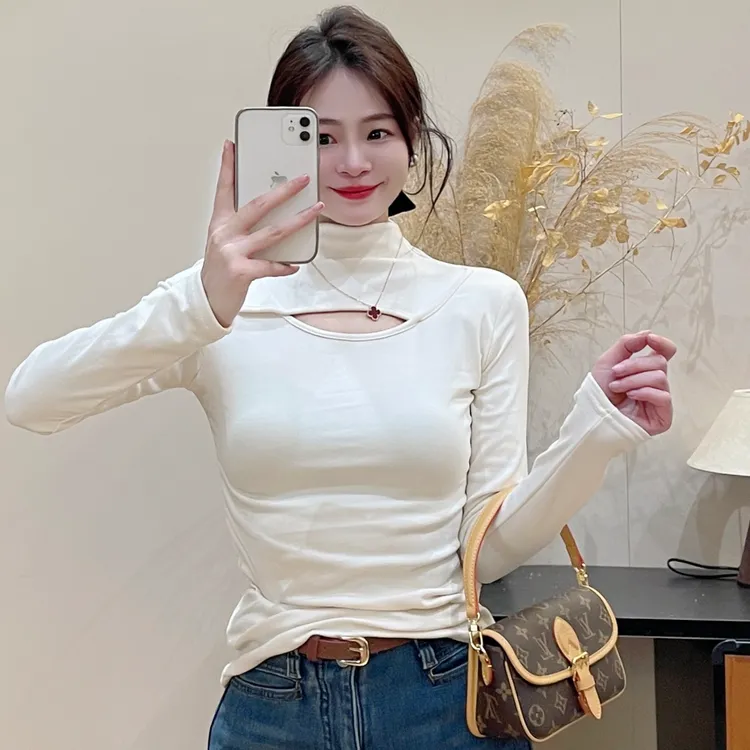 微米绒半高领磨毛打底衫女内搭秋冬季新款洋气高级感显瘦保暖上衣