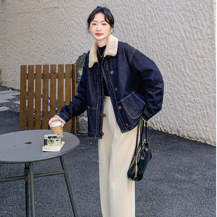 2024秋冬新款深蓝色毛领牛仔棉服女加绒加厚高级感夹克短复古外套