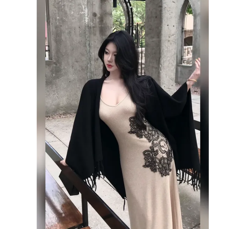 夜半蔷薇/新中式拼接蕾丝纯欲百搭极简优雅连衣裙