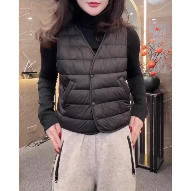 双排扣女V领保暖秋冬季90羽绒马甲羽绒服秋冬外穿ins百搭显瘦内穿