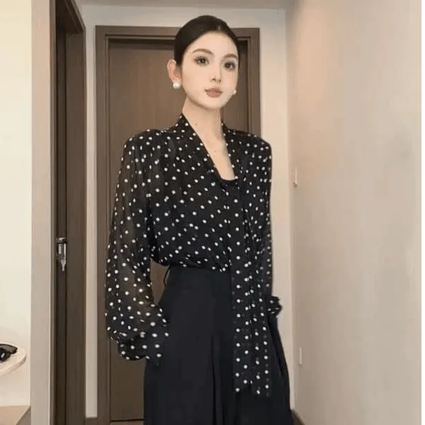 【前后两穿】V领法式高级感飘带立领无袖衬衫女夏季新款设计感上衣