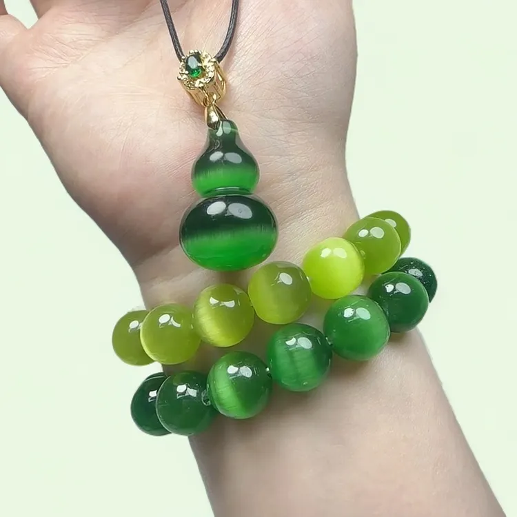 新疆彩石五彩石猫眼摆件优雅细腻精美简约精致绿色创意黄色彩色