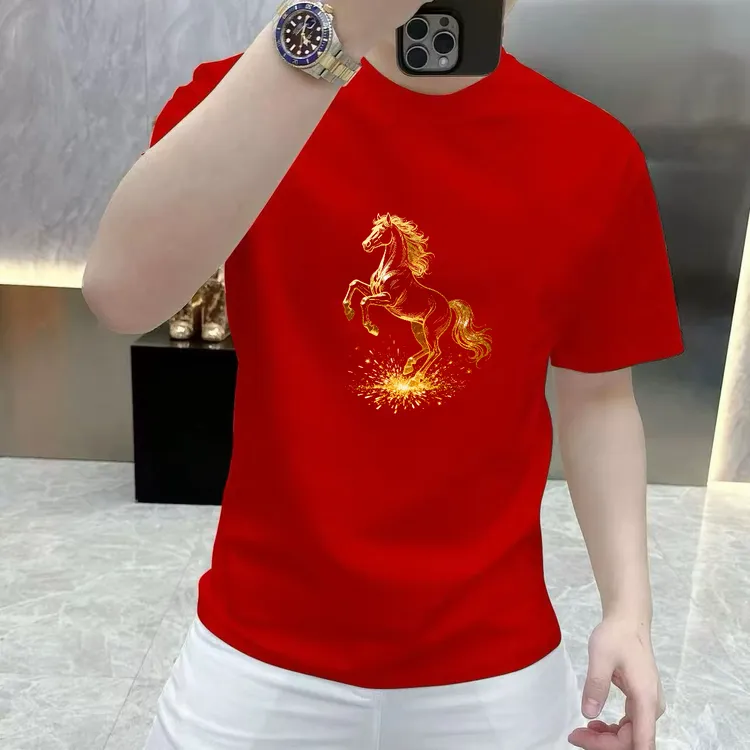 2026新款国潮个性马踏金光印花短袖男士圆领痞帅本命年打底衫上衣