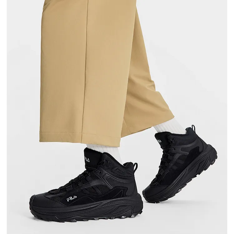 Fila/斐乐情侣【加绒满天星2】秋冬保暖防滑山系运动鞋F12M542112F