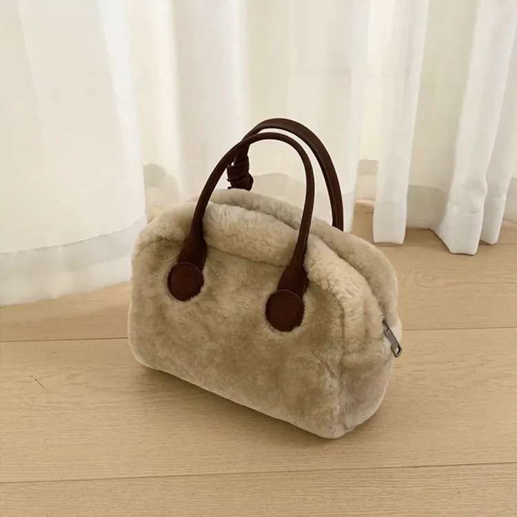 2025秋冬新款韩系小众毛绒手提波士顿可爱手拎复古拼接单肩斜挎包