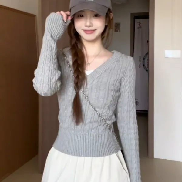 灰色撞色假两件拼接v领修身针织衫女甜辣麻花收腰套头上衣秋冬