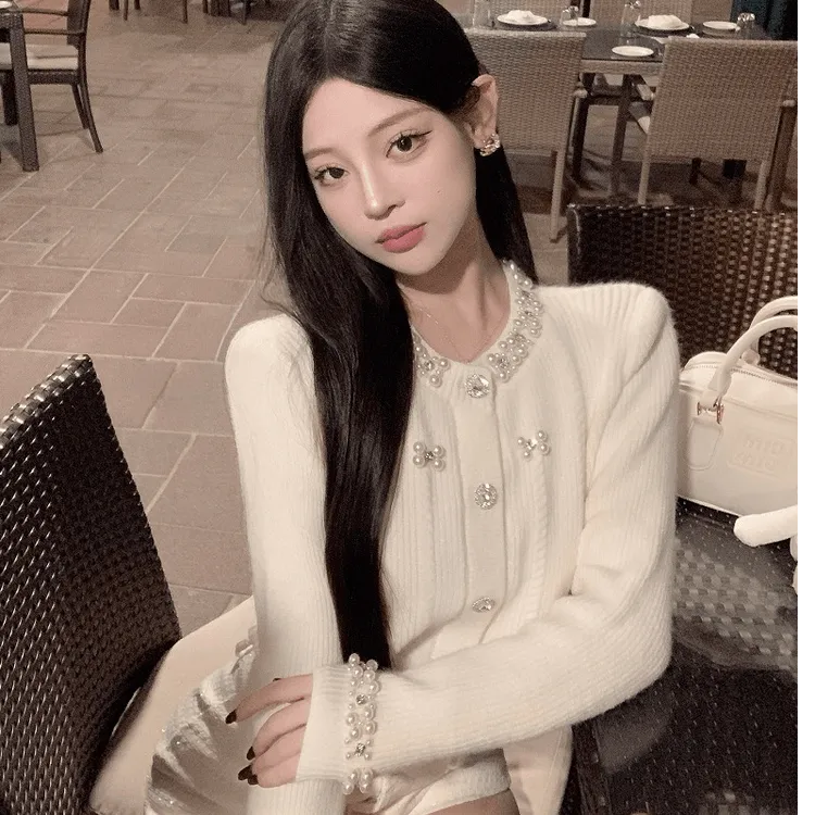 小香风重工钉珠精致法式针织开衫上衣温柔甜美毛衣女2026秋冬新款