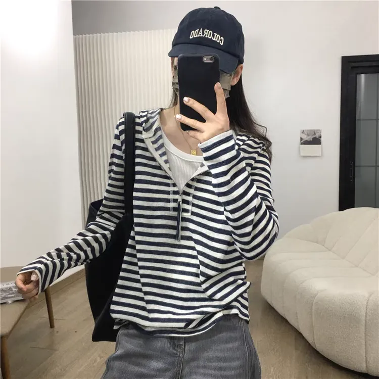 高级感半开领拉链连帽经典条纹长袖T恤女春季新款撞色设计感上衣