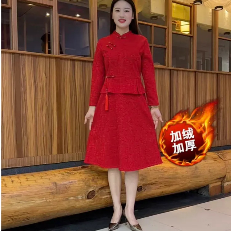 新中式喜婆婆2025新款礼服中老年妈妈加绒加厚假两件连衣裙旗袍裙