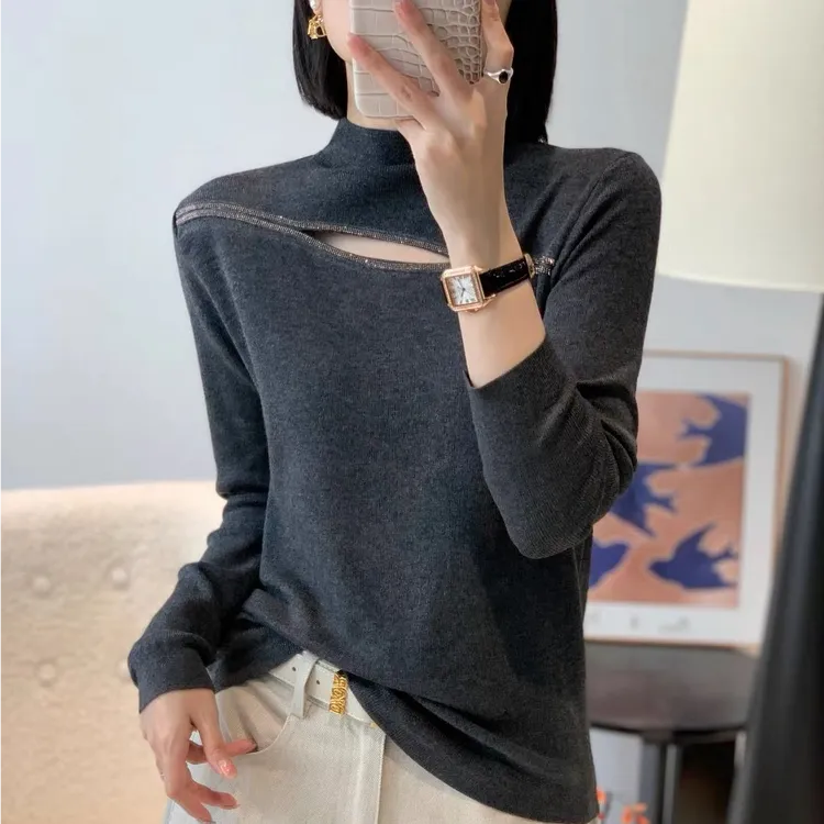 2025秋冬季新款半高领针织衫女镂空烫钻显瘦百搭长袖毛衣打底上衣