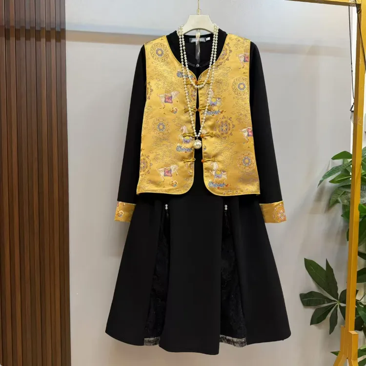 新款大码女装时尚洋气复古风新中式马甲十打底连衣裙显瘦套装