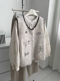 单排扣马甲针织开衫刺绣卡通动漫秋冬季马夹叠穿毛衣女