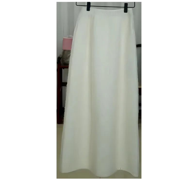 小动物毛毛贝贝白美拉德风法式不褪色显瘦休闲百搭半身裙纯色女装