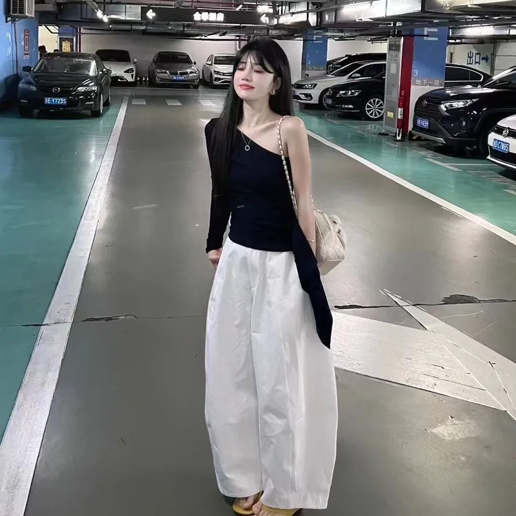辣妹露肩T恤设计感小众上衣白色阔腿裤2025夏季新款时尚两件套女