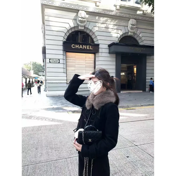 芬兰雪夜 冬季新款气质高级感时尚百搭可拆卸毛领外套女D1076