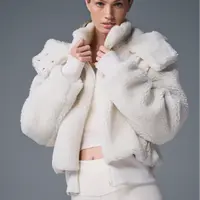Alo yoga 女款 FOXY SHERPA系列 纯色抓绒夹克外套-TLH