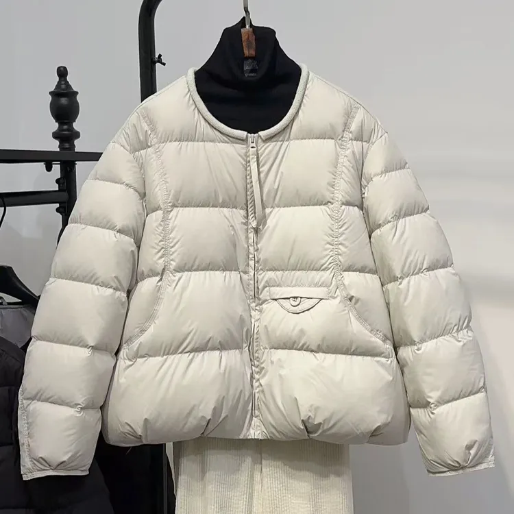 90白鸭绒短款羽绒服女