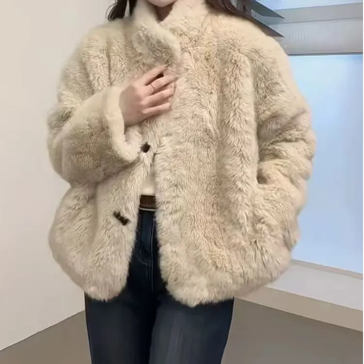 【静姐家】25889韩系立领毛毛外套女2025冬季新款牛角扣外套