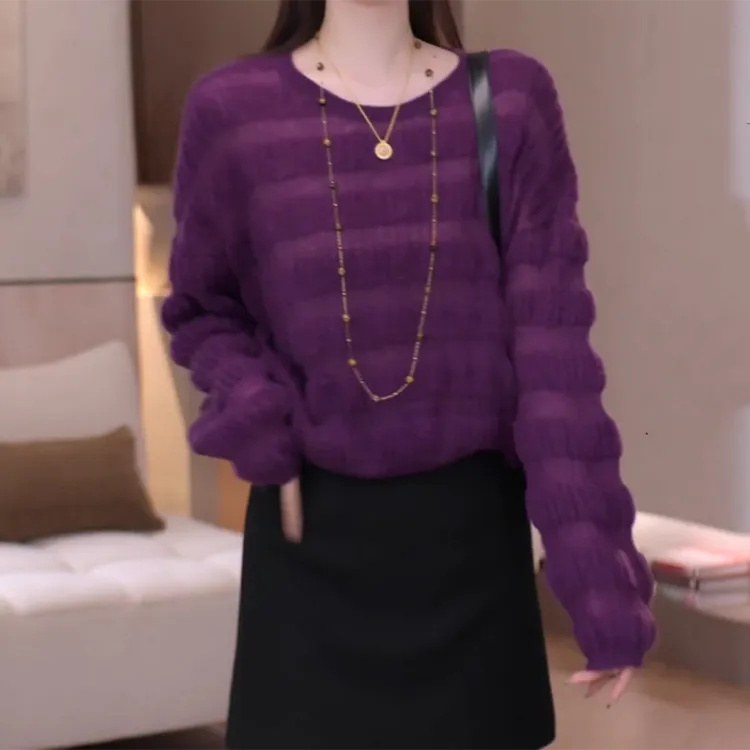 2025秋季“超幼马~海毛”时尚宽松针织衫C5780