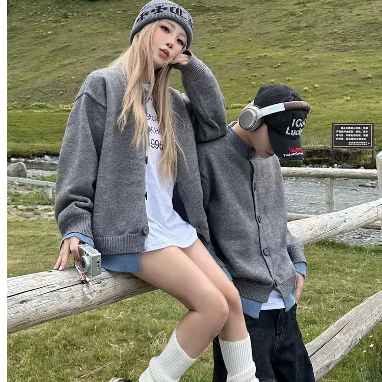 情侣装秋冬2025新款ins超火毛衣男女韩版宽松法式针织衫外套潮牌