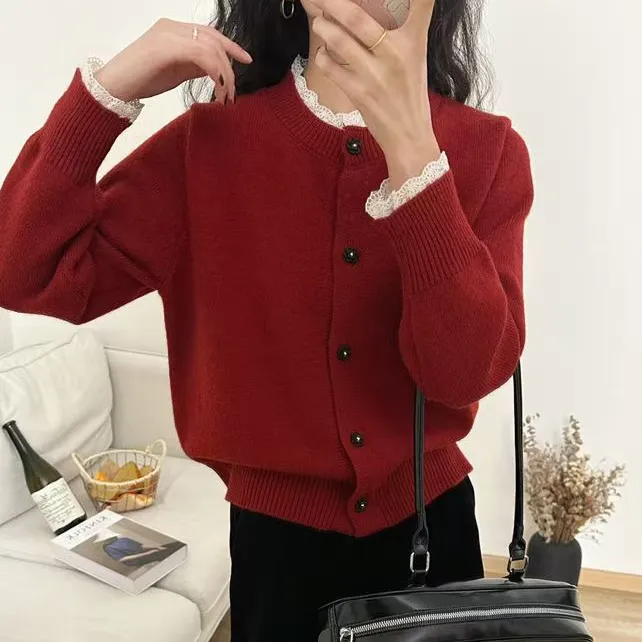 百搭秋季软糯显瘦毛衣外搭针织衫蕾丝拼接红色圆领韩版宽松开衫