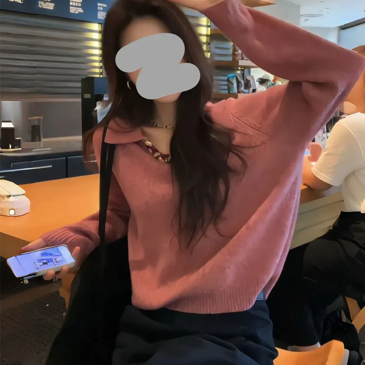 洋气减龄拼接翻领针织上衣女2025年早秋新款松弛感宽松显瘦针织衫